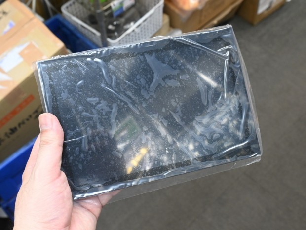 8インチタッチスクリーンIPSディスプレイ