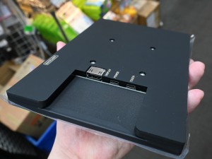 8インチタッチスクリーンIPSディスプレイ