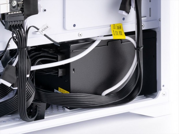 G-GEAR White Edition電源ユニット