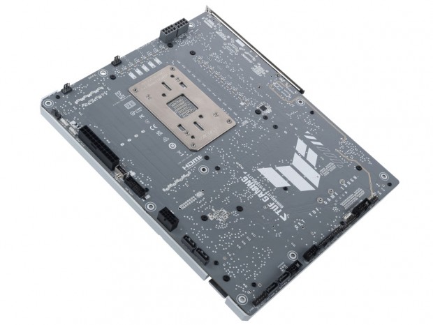 ASUS、ホワイトカラーのAM5向け背面コネクタマザーボード「TUF GAMING B850-BTF WIFI W」