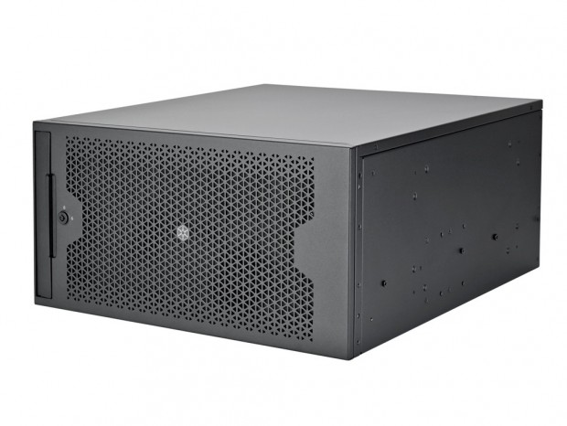 SilverStone、SSI-EEBマザーボードや膨大なドライブを搭載可能な5Uサーバーケース「RM53-502」