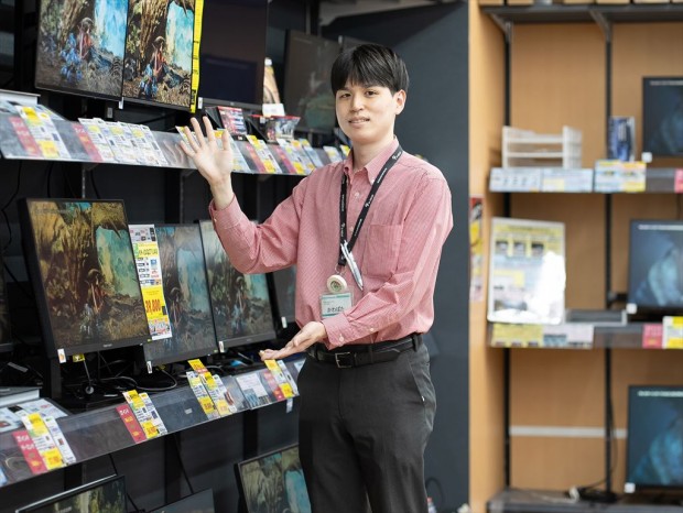 「ツクモLABI1なんば店」川端氏