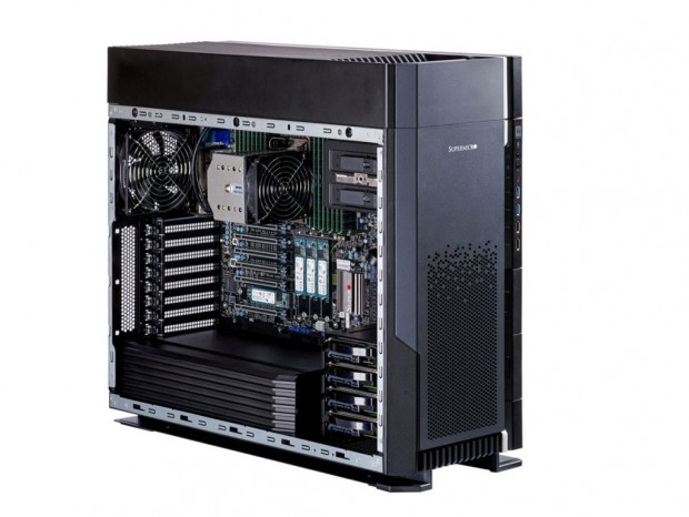 税込770万円のNVIDIA RTX PRO 6000 Blackwell Max-Qを4枚搭載する