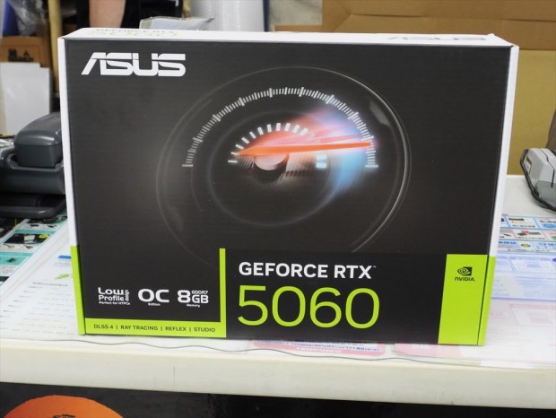 アキバ取材班) ロープロファイル対応の「ASUS GeForce RTX 5060 LP BRK