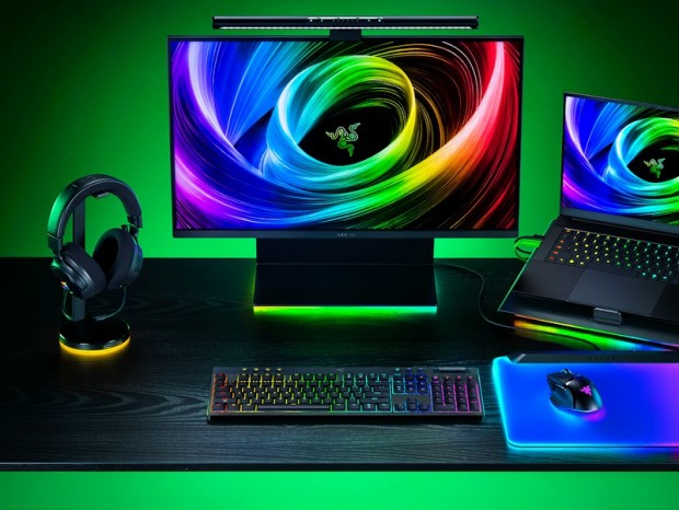 ロープロスイッチ搭載のスリムワイヤレスキーボード、「Razer BlackWidow V4 Low-Profile」