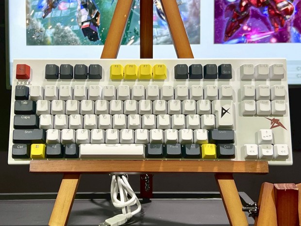Realforce × 機動戦士ガンダム