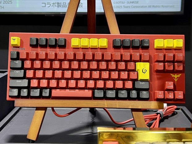 Realforce × 機動戦士ガンダム