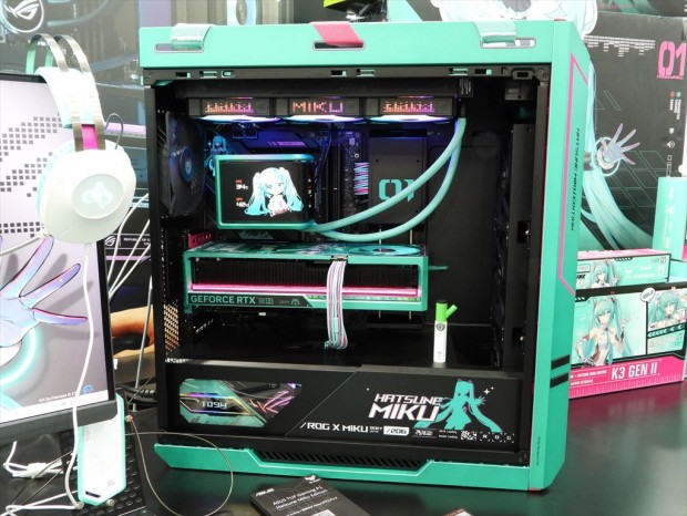 TGS2025) ミクファン必見！ASUSブースで見つけた「ROG × 初音ミク