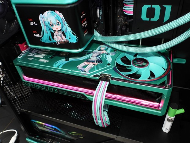 TGS2025) ミクファン必見！ASUSブースで見つけた「ROG × 初音ミク