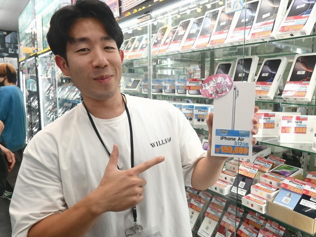 イオシス アキバ路地オモテ店 坂谷さん