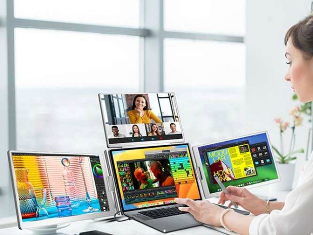 次に来るモノ) ノートPCをケーブル1本で4画面化できる折りたたみ式