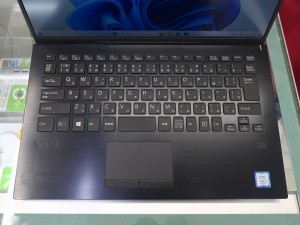 美品♡VAIO 第8世代i7 コンパクトノートパソコン メモリ16GB SSD VAIO ノートパソコン core i7 第8世代 16GB SSD Win11