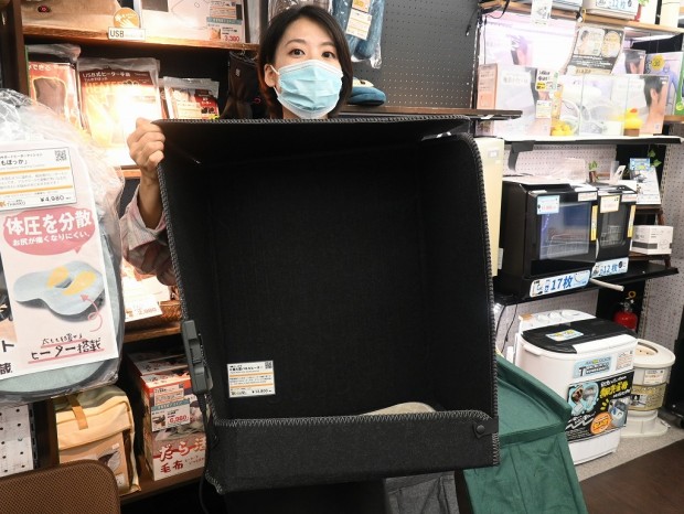 消臭マット付き6面大型パネルヒーター