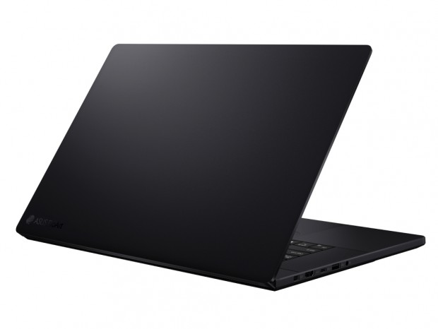 GeForce RTX 50シリーズとOLEDタッチパネル搭載のクリエイター向け16型ノートPCがASUSから