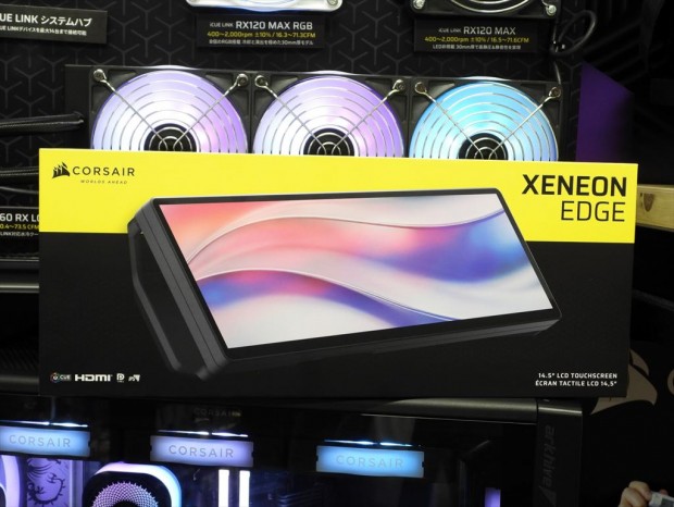 「XENEON EDGE 14.5”LCD Touchscreen」展示