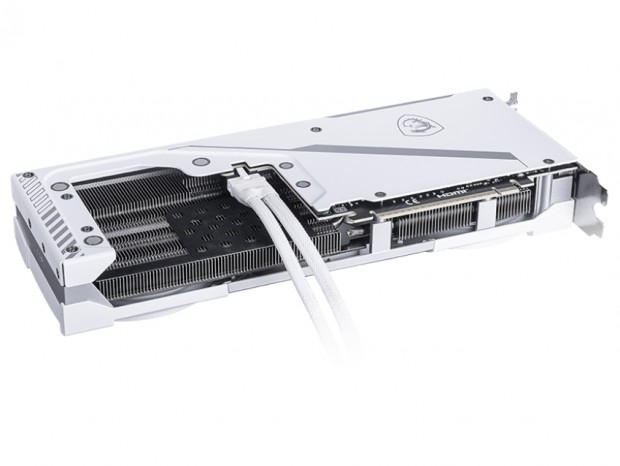 補助電源ケーブルが目立たないZero-Trace Power Path採用のGeForce RTX