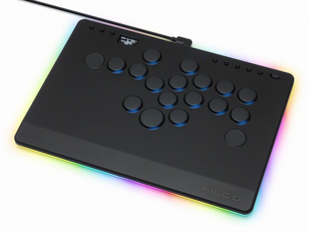 ボタン形状にこだわった、FILCO初のレバーレスコントローラ「GRANPRO