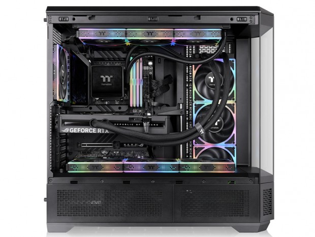 4枚強化ガラス採用の大型ピラーレスデザインPCケース、Thermaltake