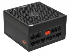 ユニットコム、鯉党に贈る「広島東洋カープ承認」ノートPC・タブレット