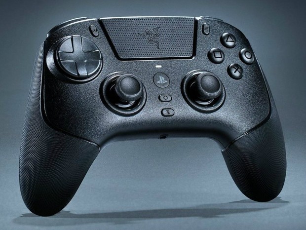 PlayStation 5公式ライセンス取得のプロ向けゲームコントローラ、Razer