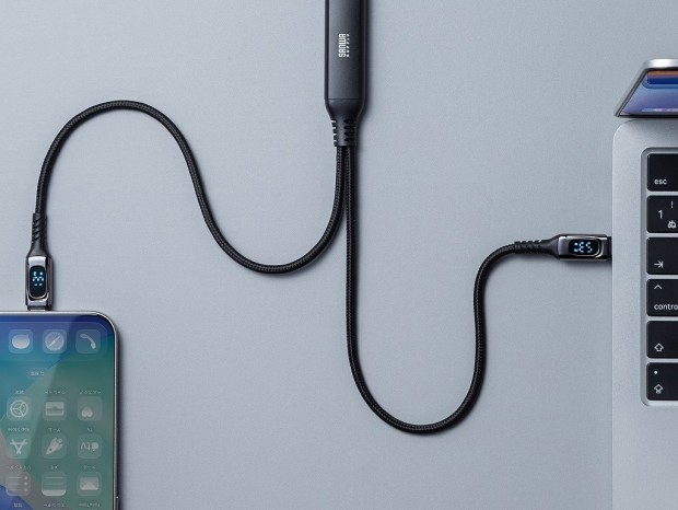 サンワダイレクト、電力チェッカーを搭載したPD 100W対応の二股ケーブル発売