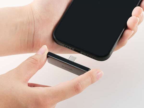 iPhoneに挿しっぱなしでも邪魔にならない小型外付けSSDがエレコムから
