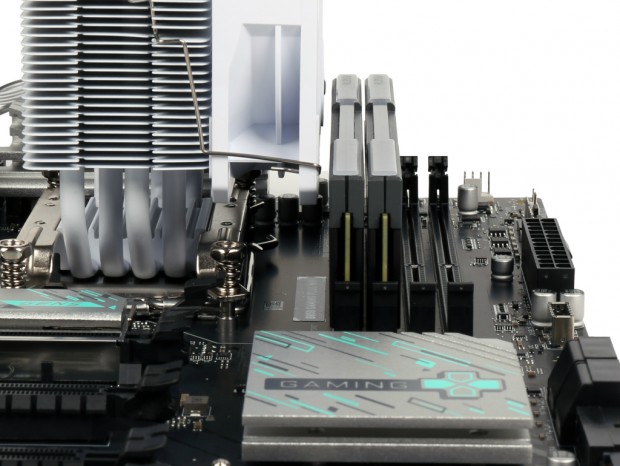 MSI MAG COREFROZR AA13