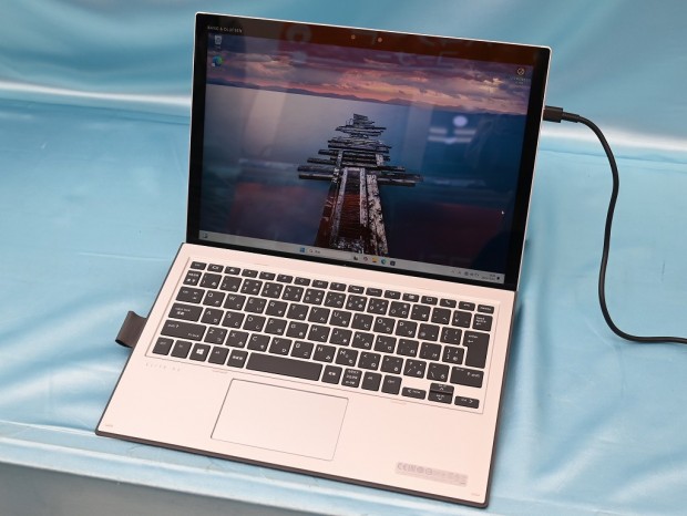 HP タブレット 美品 Elite X2 1013 G3 LTE タッチパネル 日本HP 【3年