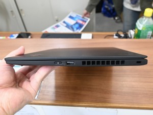 ThinkPad X1 Carbon