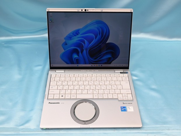 お買い得中古品情報) 第11世代i5や2Kタッチ液晶搭載、LTEも対応の