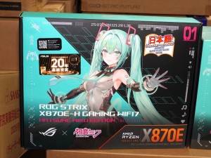 「ROG × 初音ミクエディション」発売
