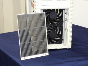 SilverStone「FLP02」国内初披露