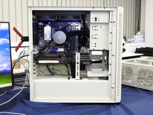 SilverStone「FLP02」国内初披露