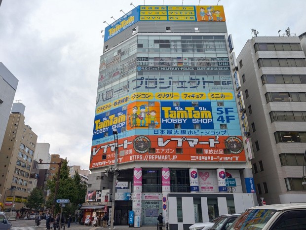 ハロー！プロジェクト オフィシャルショップ東京秋葉原店