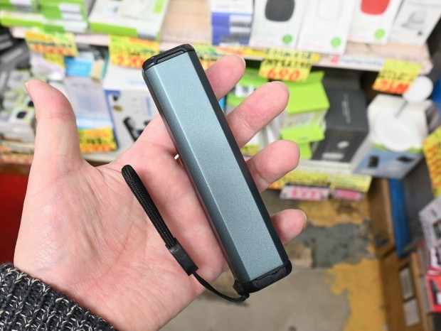 TRAVEL PORTABLE STAND