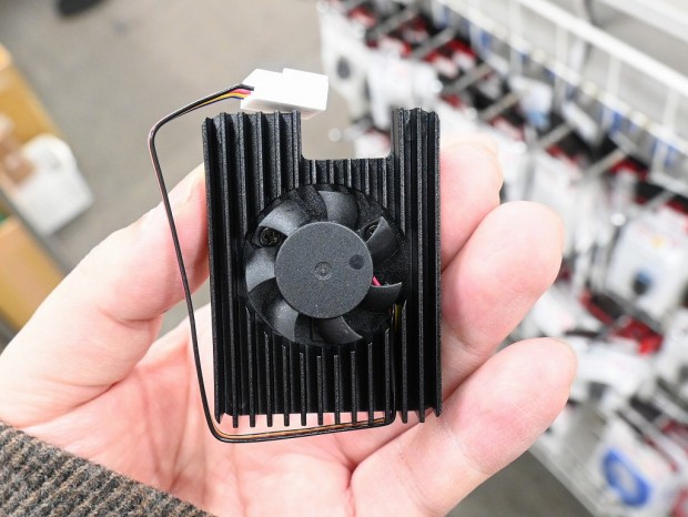 CM4-FAN-3007-B-5V