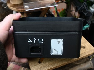 飢えたシャケのように