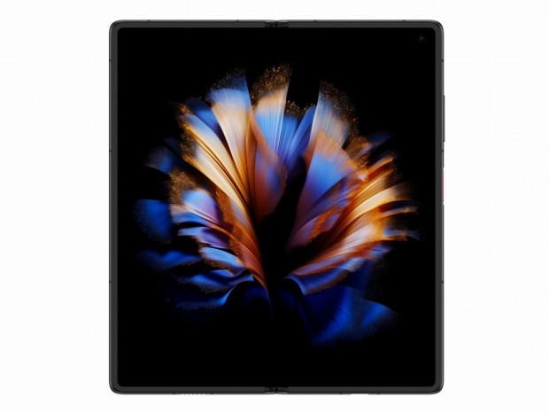 ワイモバイル、Snapdragon 8 Elite搭載の横折りスマホ「nubia Fold」を