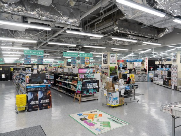 DEPOツクモ札幌大谷地店の店内