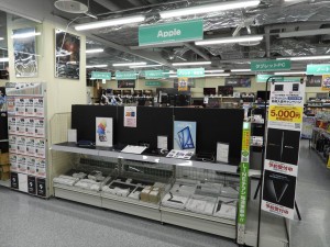  DEPOツクモ札幌大谷地店の店内