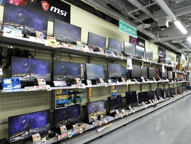  DEPOツクモ札幌大谷地店の店内