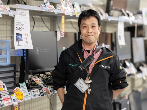  DEPOツクモ札幌大谷地店の徳野さん