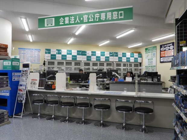 DEPOツクモ札幌大谷地店の店内