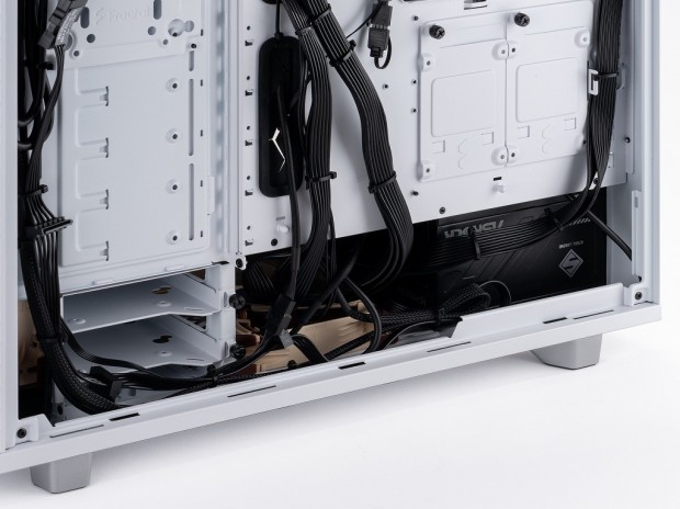 独自水冷化のRTX 5090搭載！極まった100万円のデュアル水冷マシン