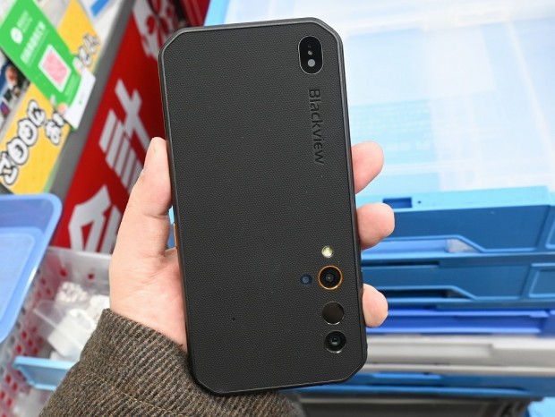 お買い得品情報) FLIRサーモカメラ搭載のタフネススマホ「BV9900 Pro