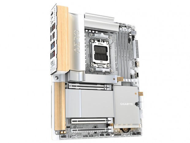 X870E AERO X3D WOOD
