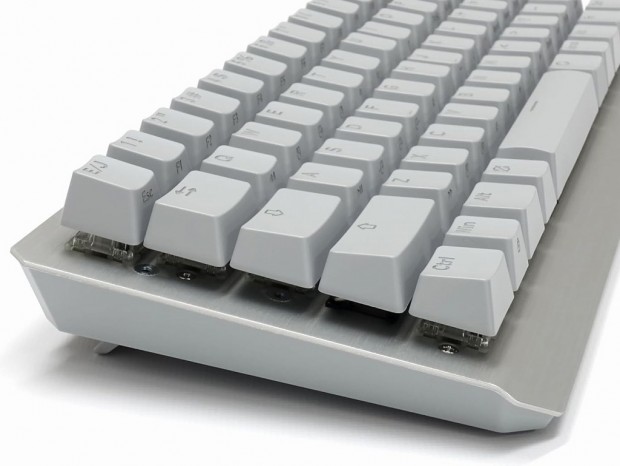 (今日のお買い得) CHERRY MX2A RGB銀軸搭載の60％キーボード「Majestouch Luce60」が25％オフ