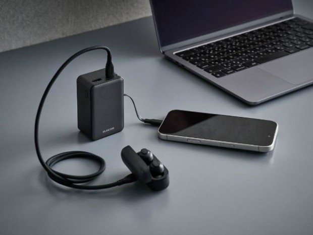巻き取り式ケーブル一体型の10,000mAhモバイルバッテリがエレコムから