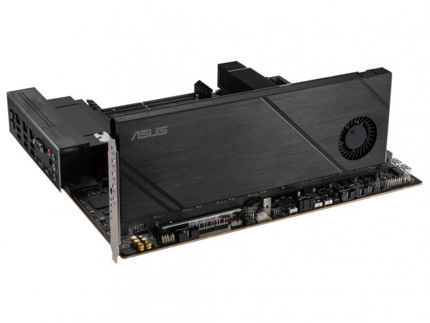 HYPER M.2 X16 GEN 5 CARD