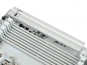 MAG X870E TOMAHAWK MAX WIFI PZ